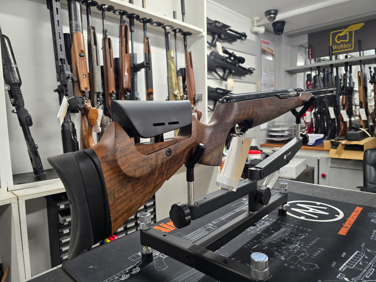 Second Hand Air Arms TX200 Ultimate Springer .177