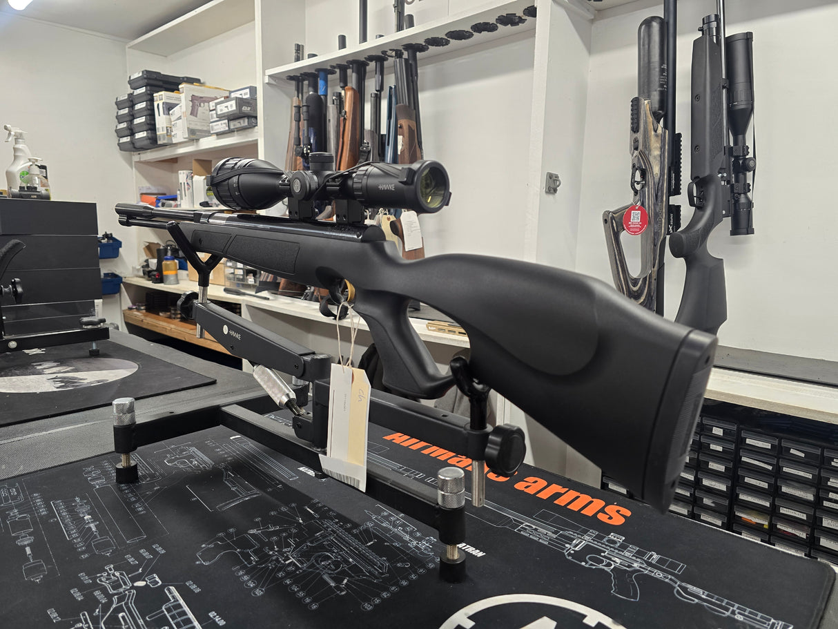 Second Hand Weihrauch HW97 blackline .22