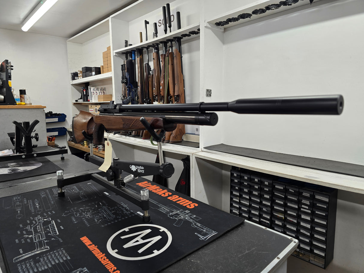 Second hand Air Arms S510 Walnut Thumbhole .22