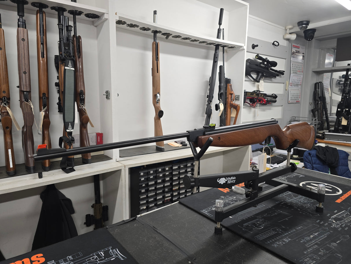 Second Hand Cometa model 300 .22