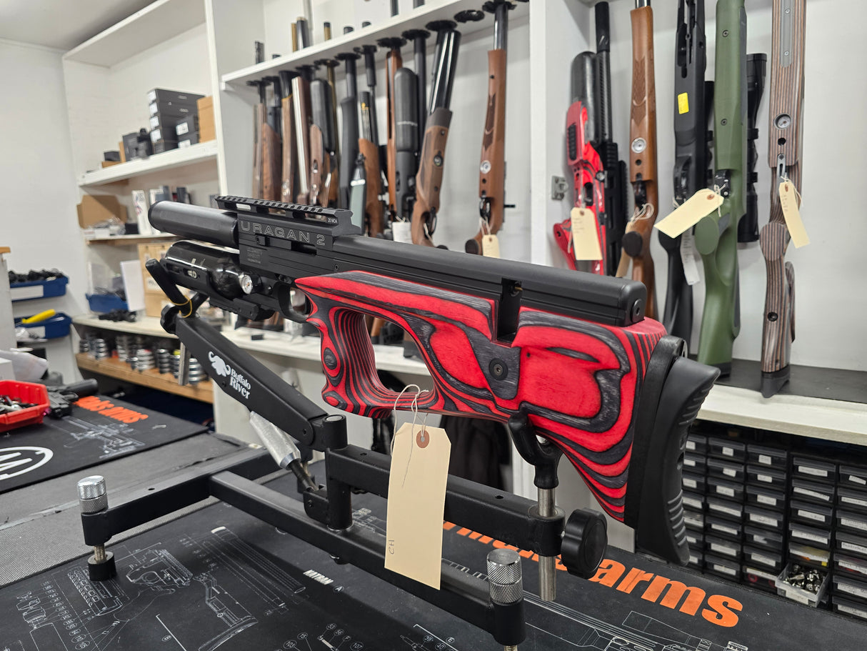 Second Hand AGT Uragan 2 .177 Compact red laminate