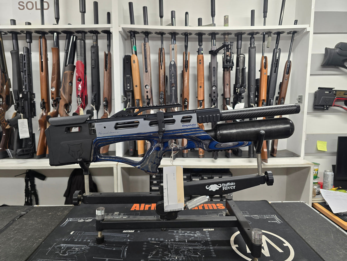 Second Hand Daystate Alpha Wolf blue laminate special edition .177