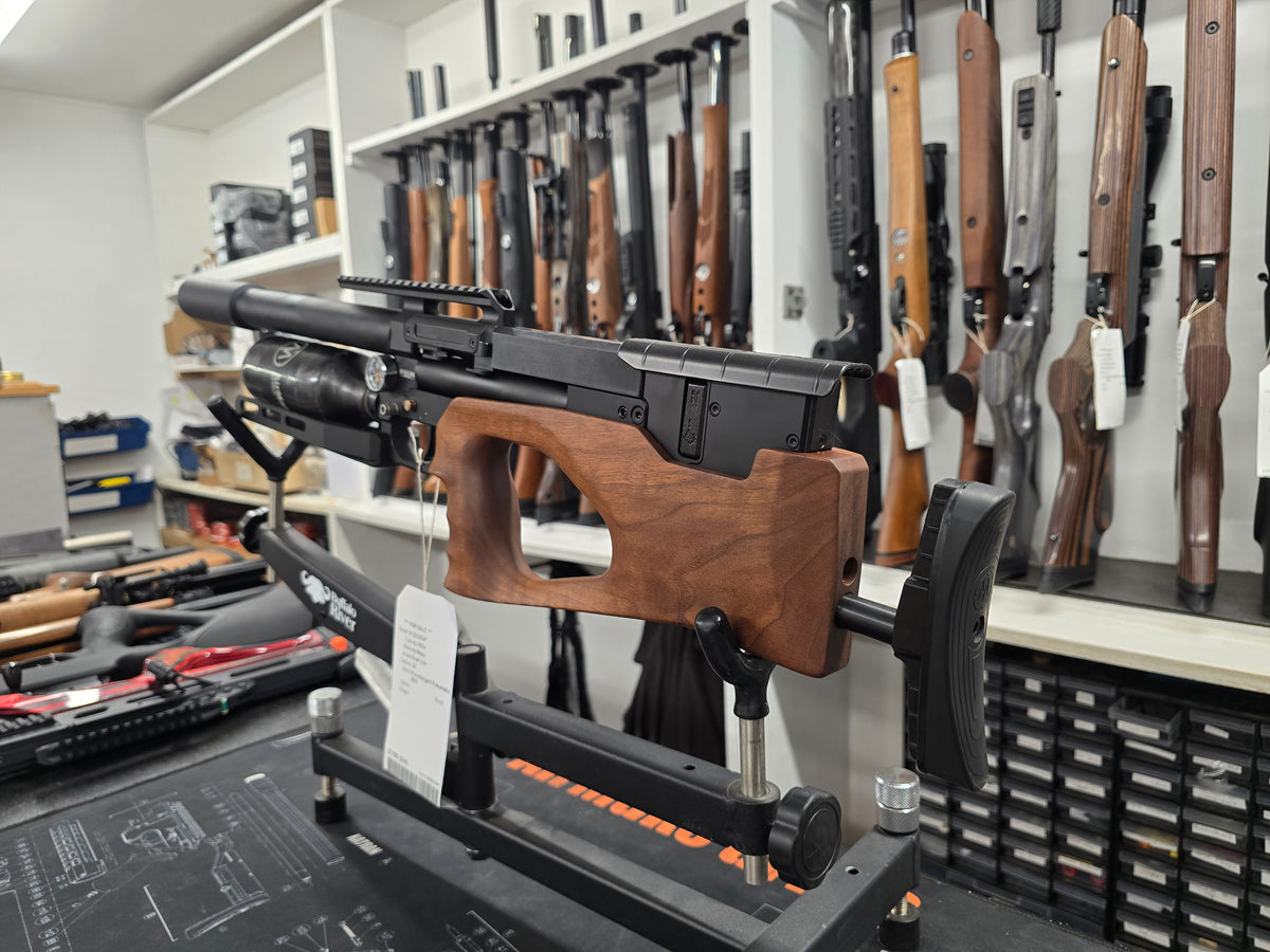 Second Hand Airmaks Krait lite walnut .22