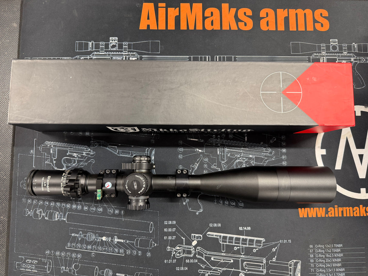 Second Hand Nikko Stirling Diamond Long Range 10-40x56