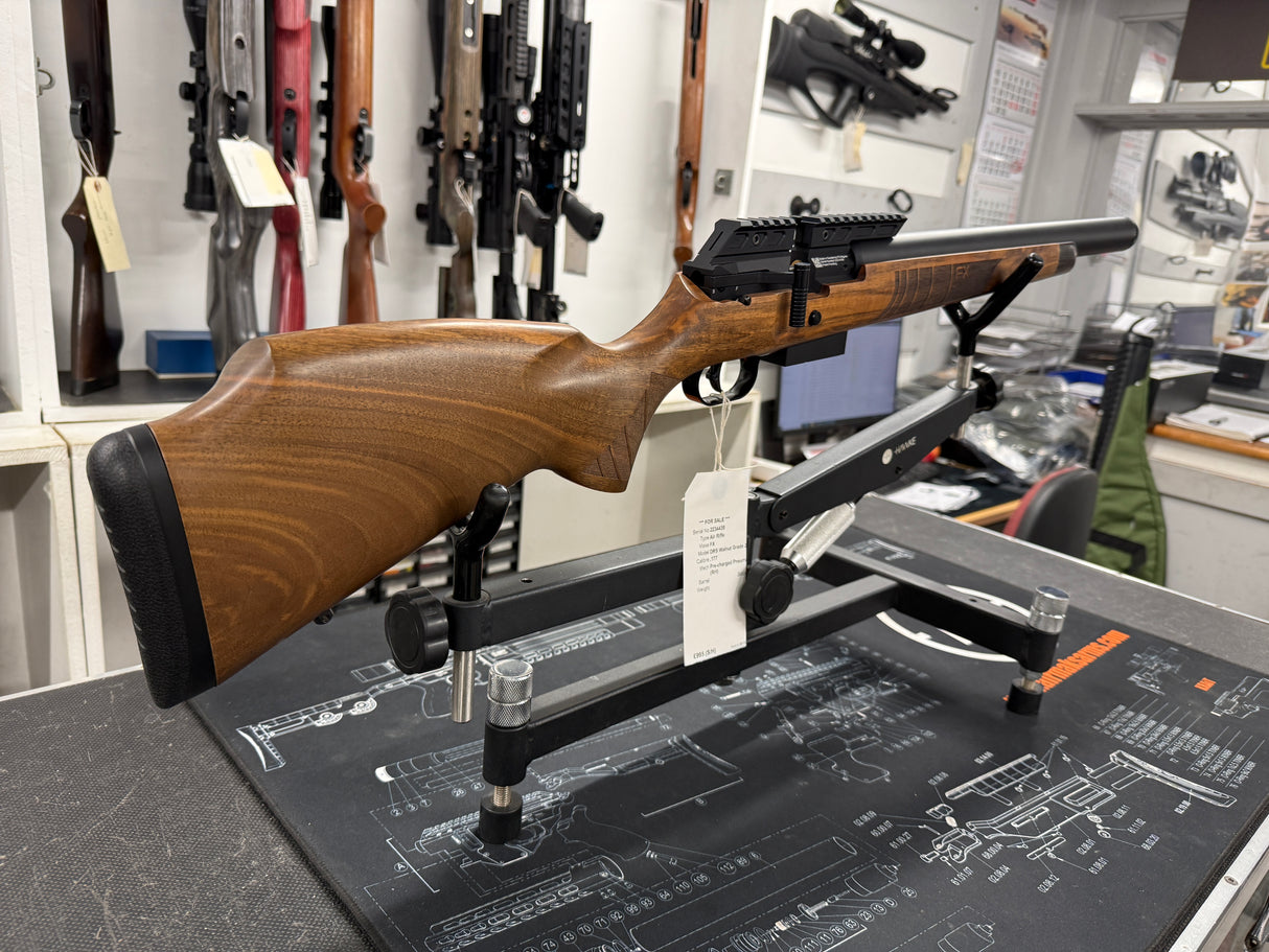 Second hand FX DRS Walnut Grade 2 .177