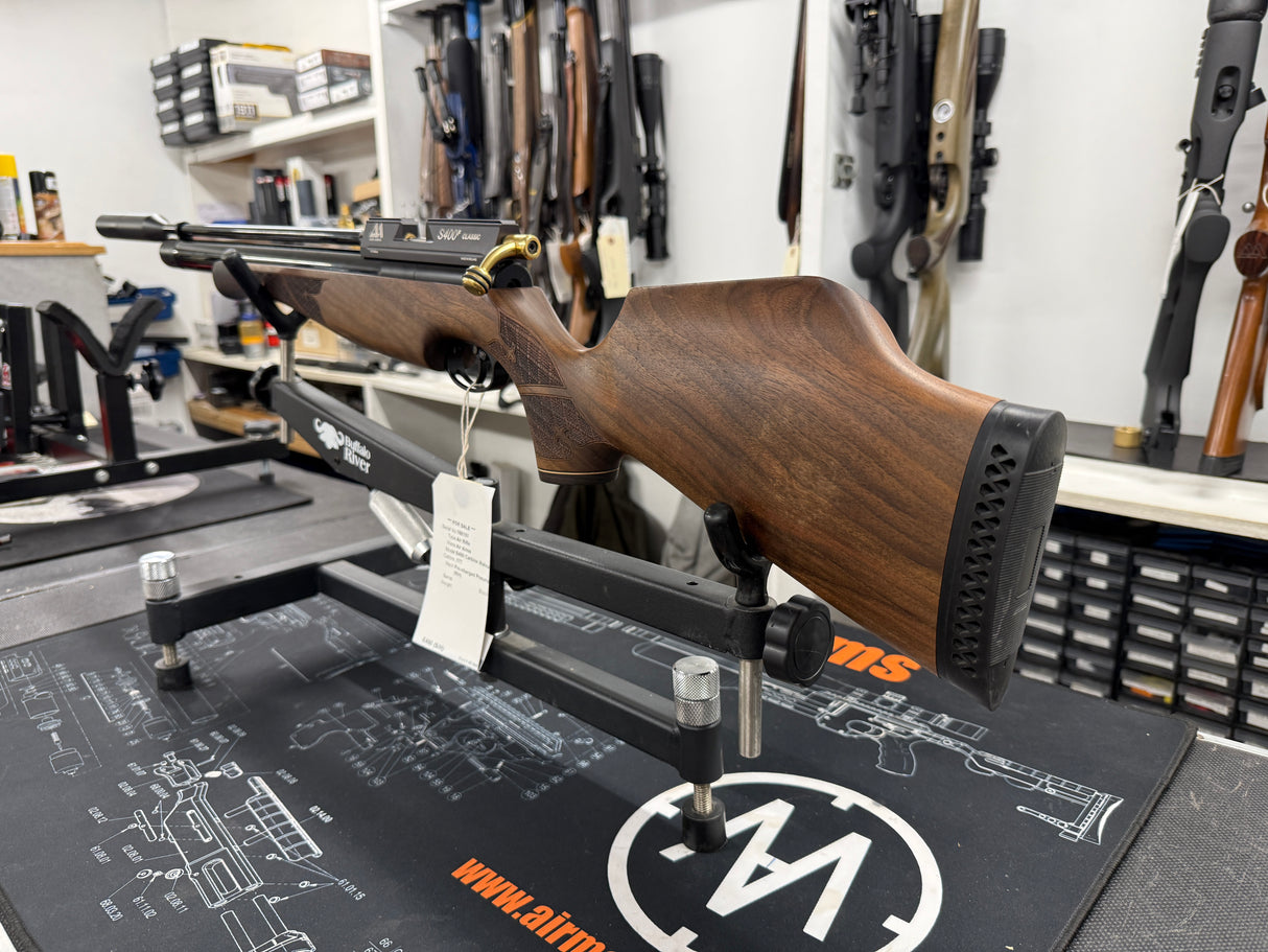 Second hand Air Arms S400 Walnut Left Handed .177