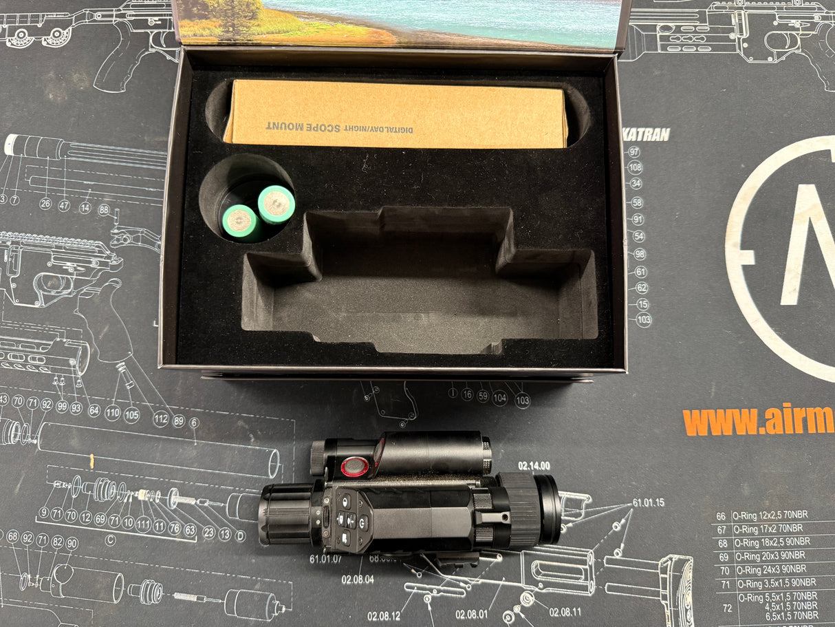 Second Hand DNT Optics Thermnight TNC225R