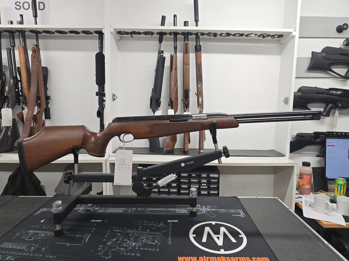 Second Hand Air Arms TX200 rifle beech .22
