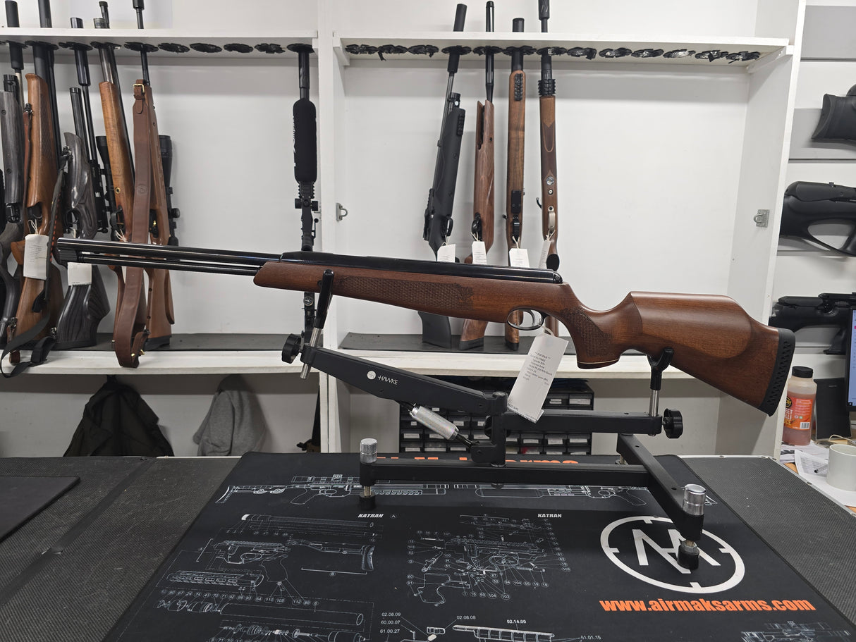 Second Hand Air Arms TX200 rifle beech .22