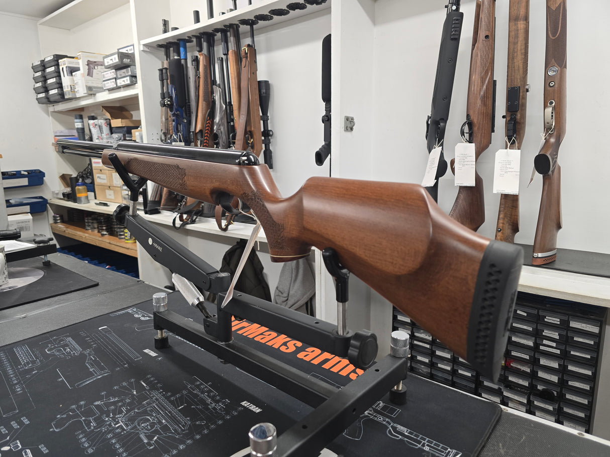 Second Hand Air Arms TX200 rifle beech .22
