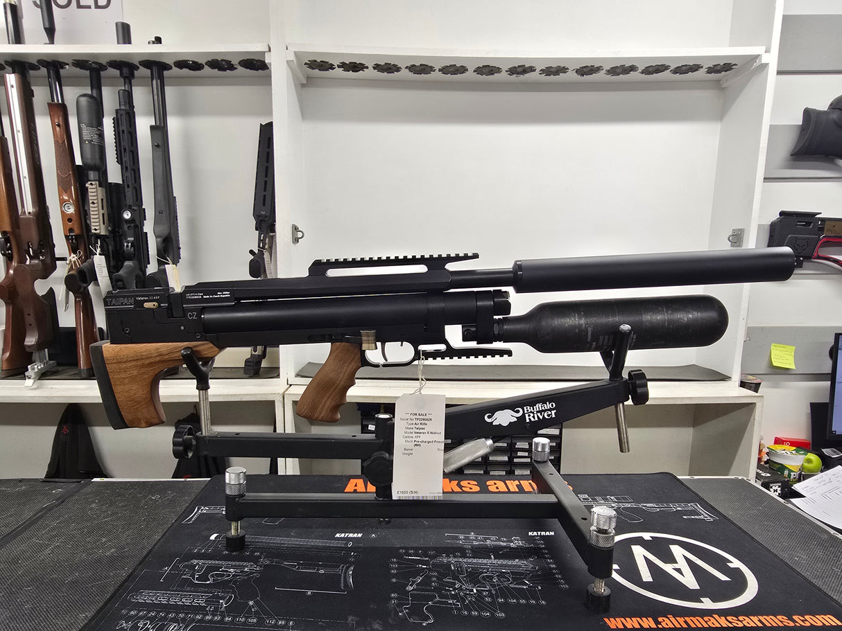 Second Hand Taipan Veteran II .177 Walnut