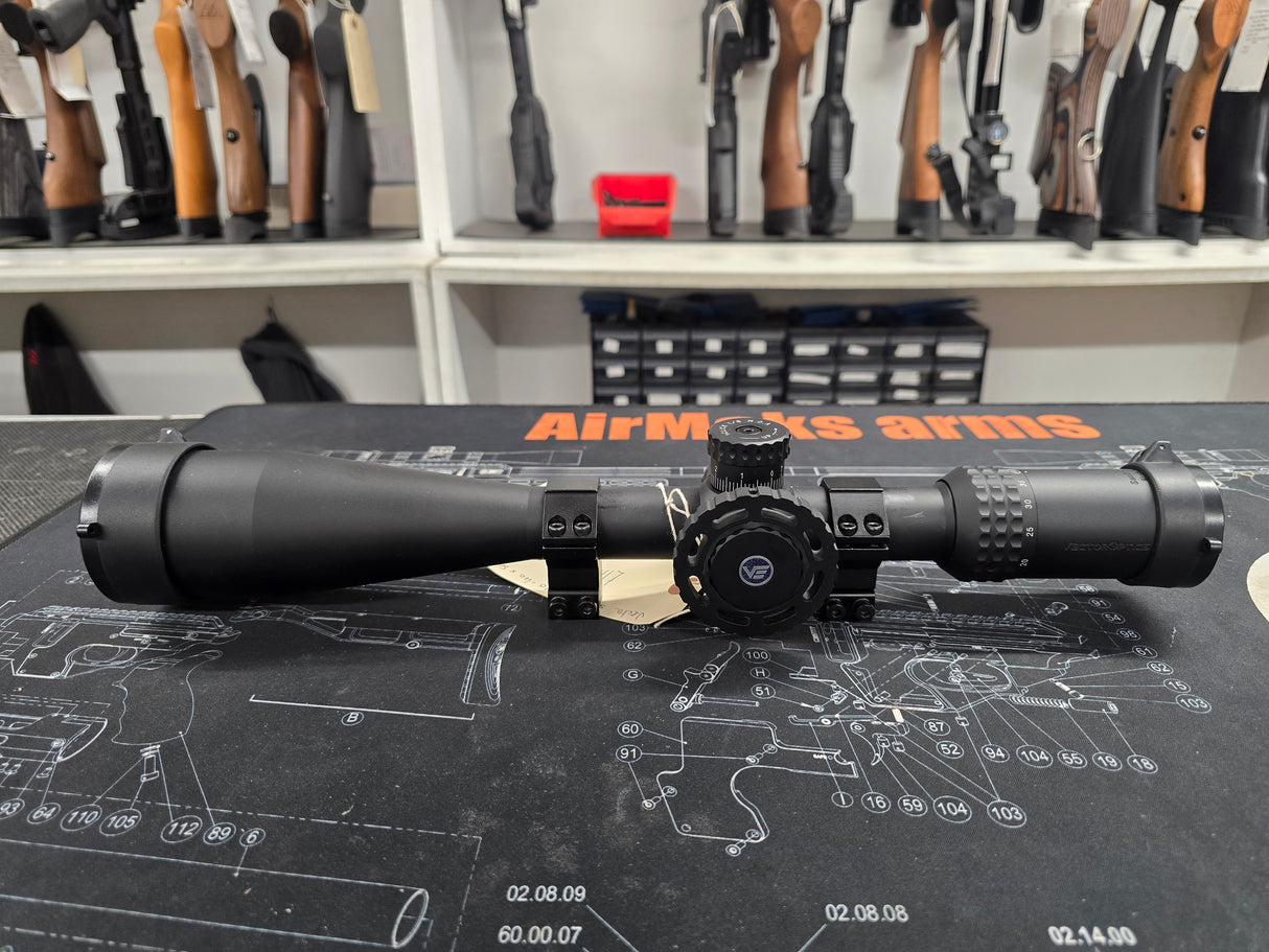 Second Hand Vector Optics Sentinel X 10-40x50
