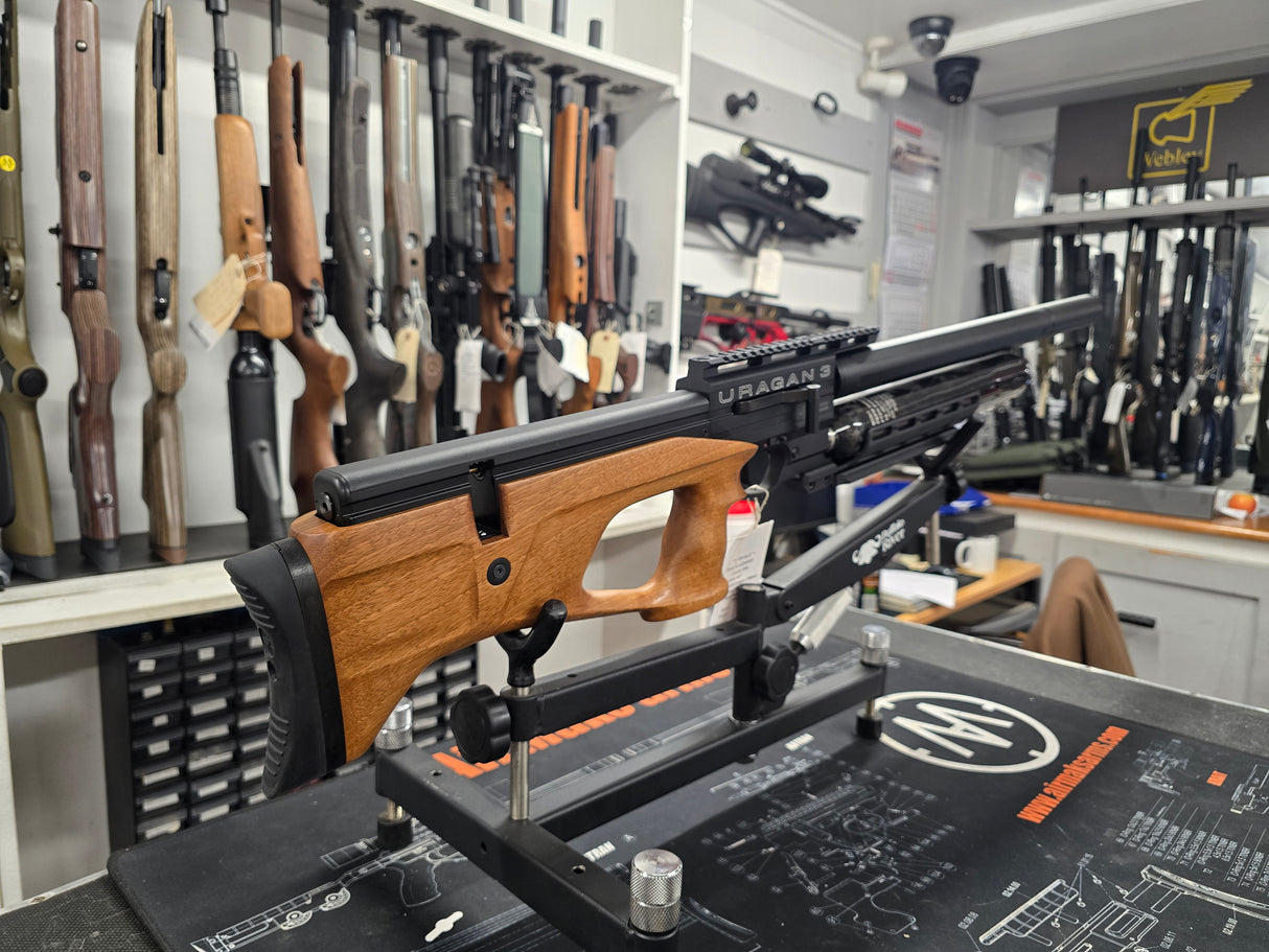 Second Hand AGT Uragan 3 Walnut .177