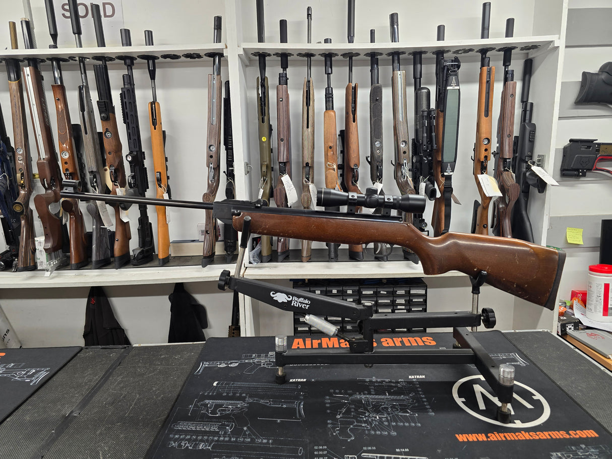 Second Hand Weihrauch HW99S .22
