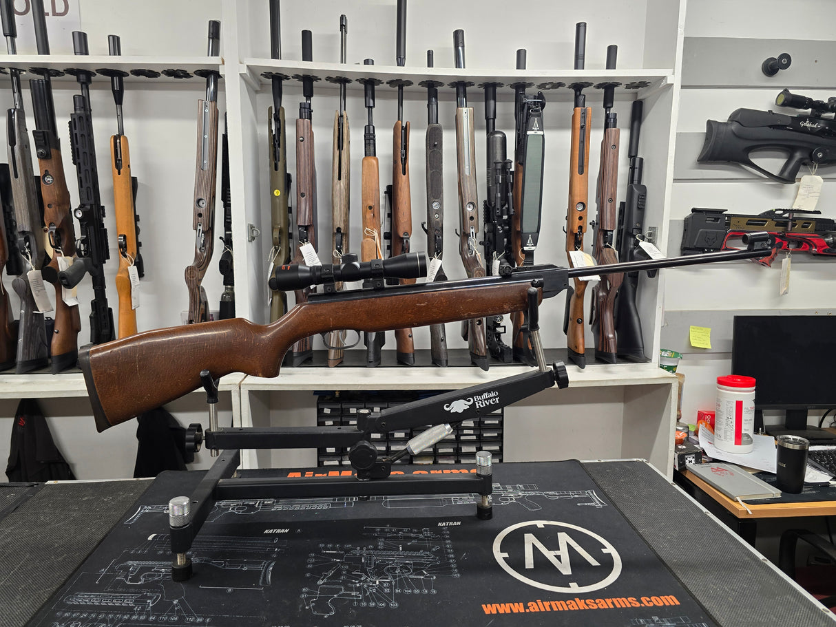 Second Hand Weihrauch HW99S .22