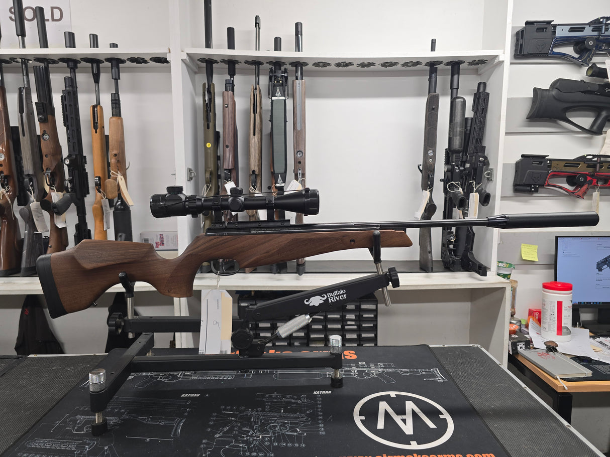Second Hand BSA Lightning CLX Walnut .177