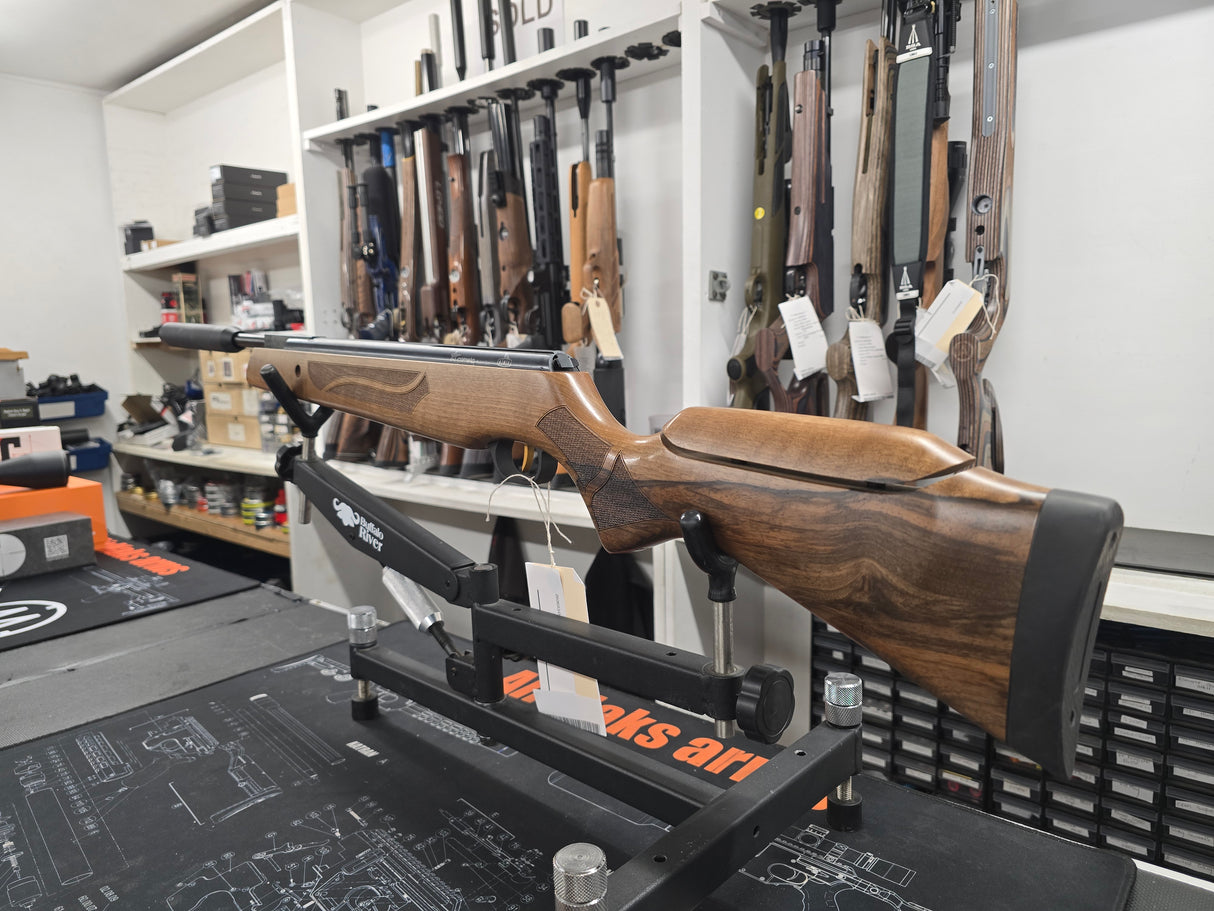 Second Hand Cometa Fenix 400 walnut .177