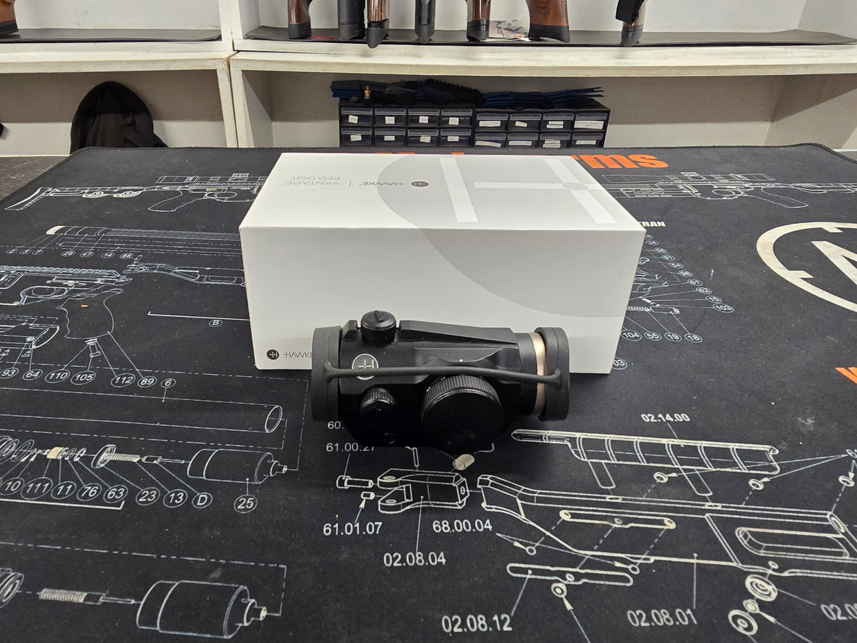 Second Hand Hawke Red Dot 1x25 Dovetail