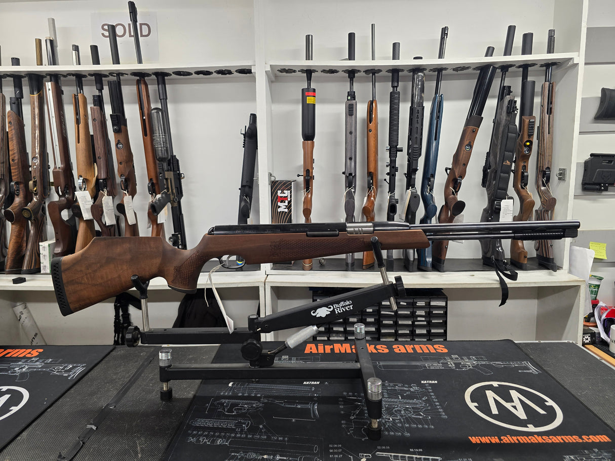 Second Hand Air Arms TX200 Walnut .177