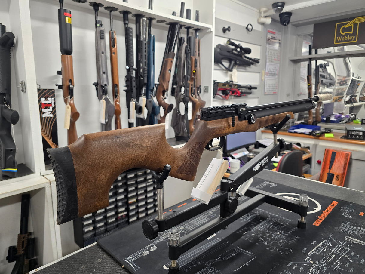Second Hand Reximex Lyra Walnut .177