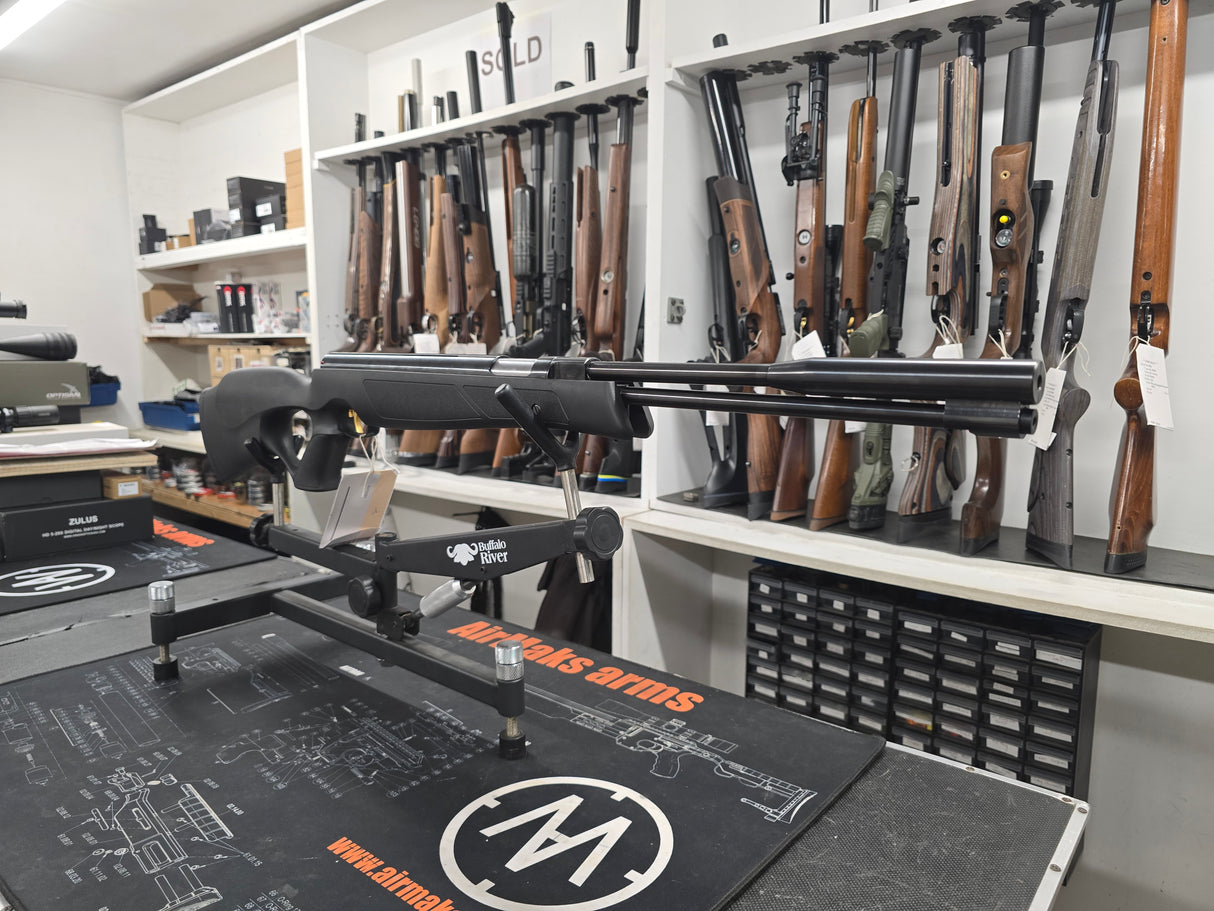 Second Hand Weihrauch HW97KT Blackline .22