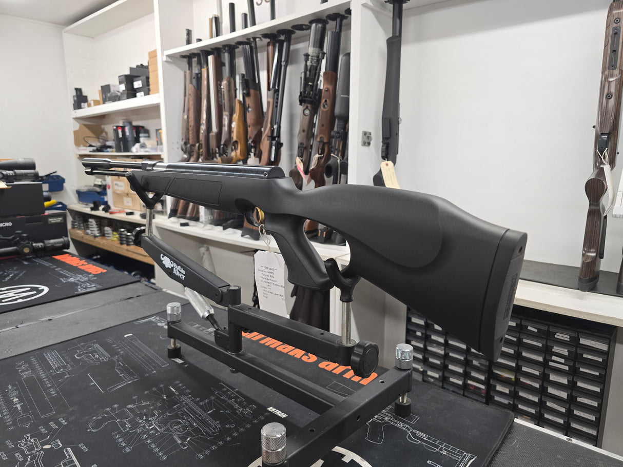 Second Hand Weihrauch HW97KT Blackline .177