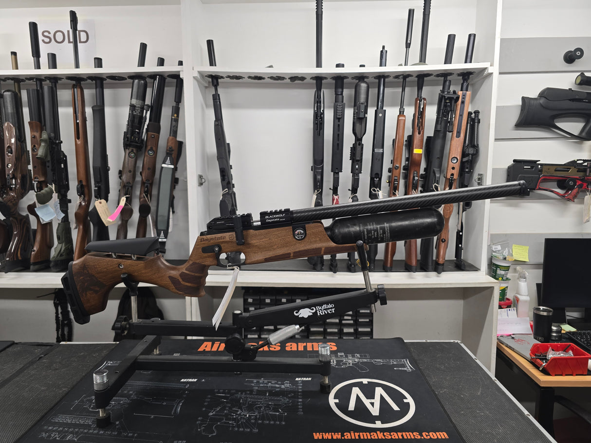 Second Hand Daystate Black Wolf Walnut hilite .177