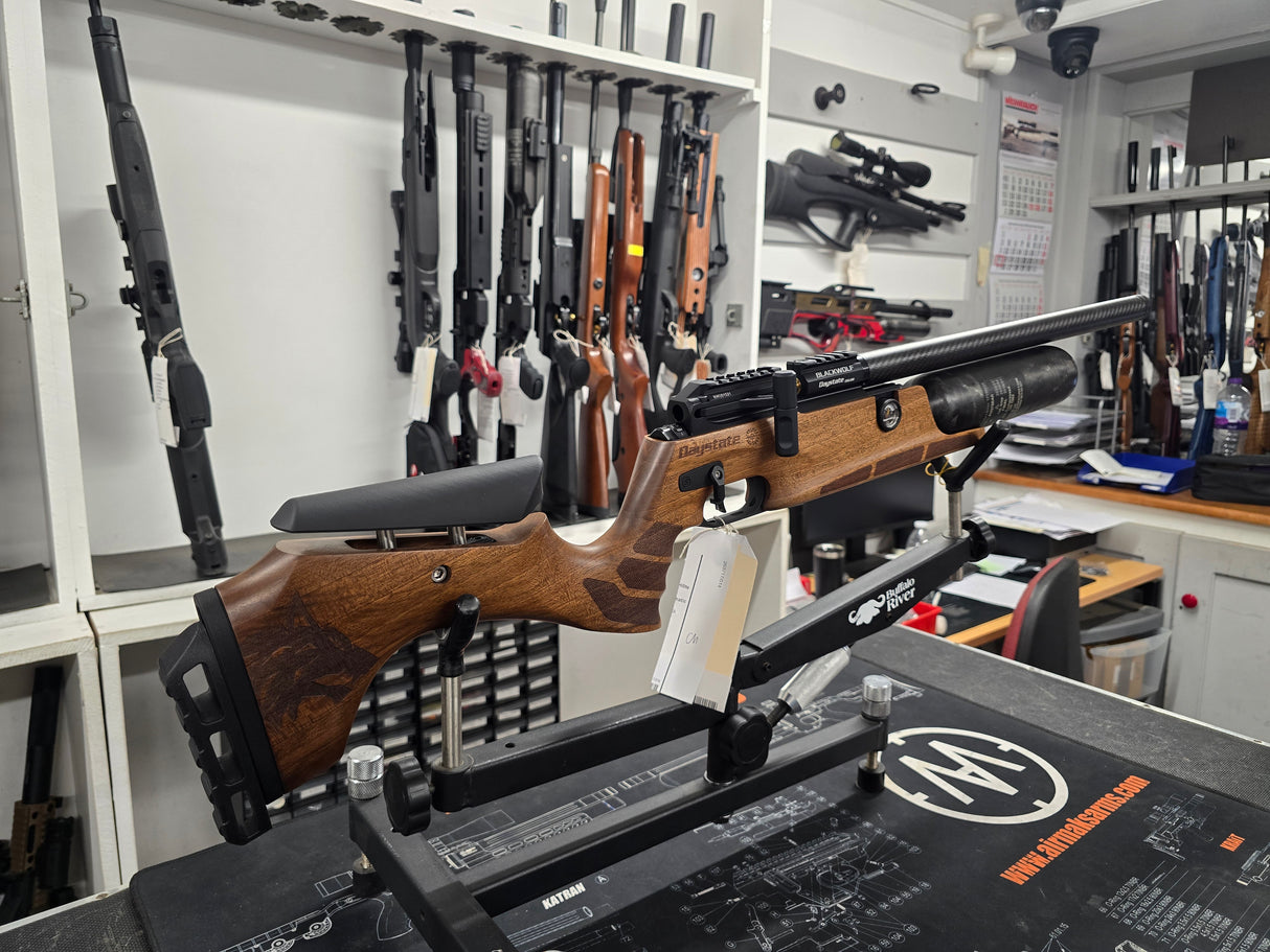 Second Hand Daystate Black Wolf Walnut hilite .177