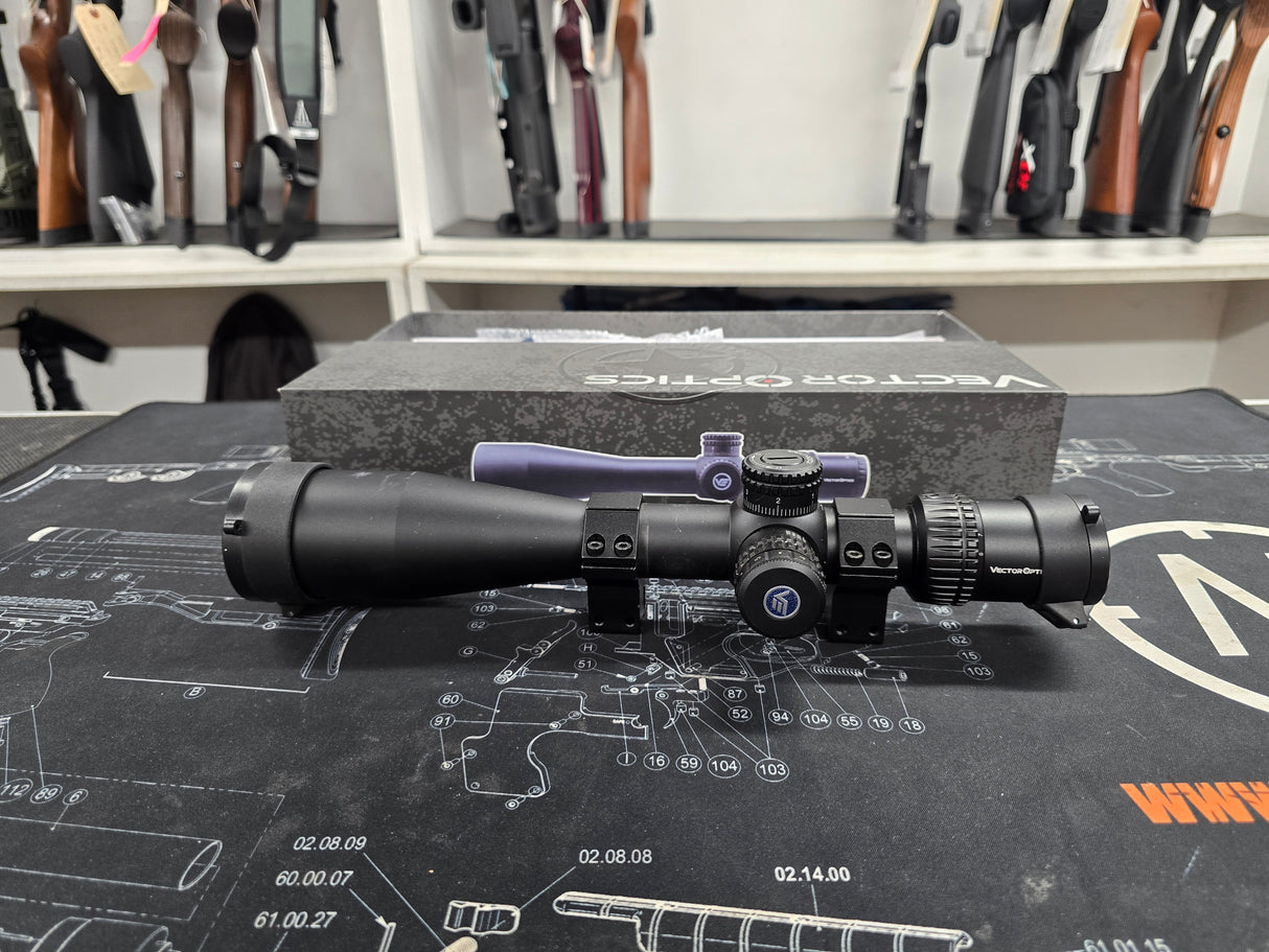 Second Hand Vector Optics Veyron 6-24x44 FFP