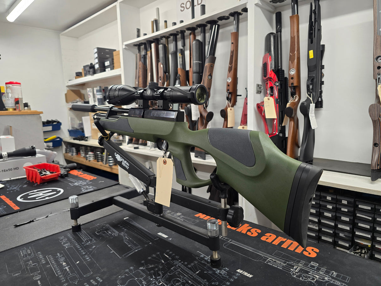 Second Hand Weihrauch HW100KT Synthetic green .177
