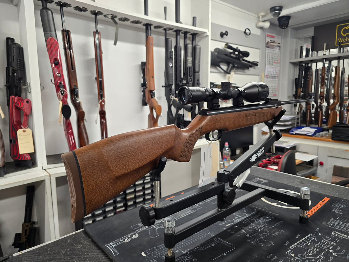 Second Hand Weihrauch HW99S .22