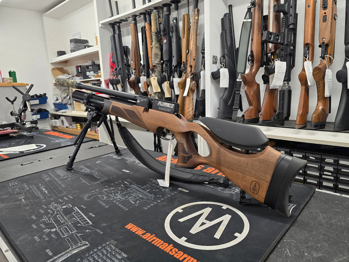 Second Hand BSA R12 CLX Walnut thumbhole .177