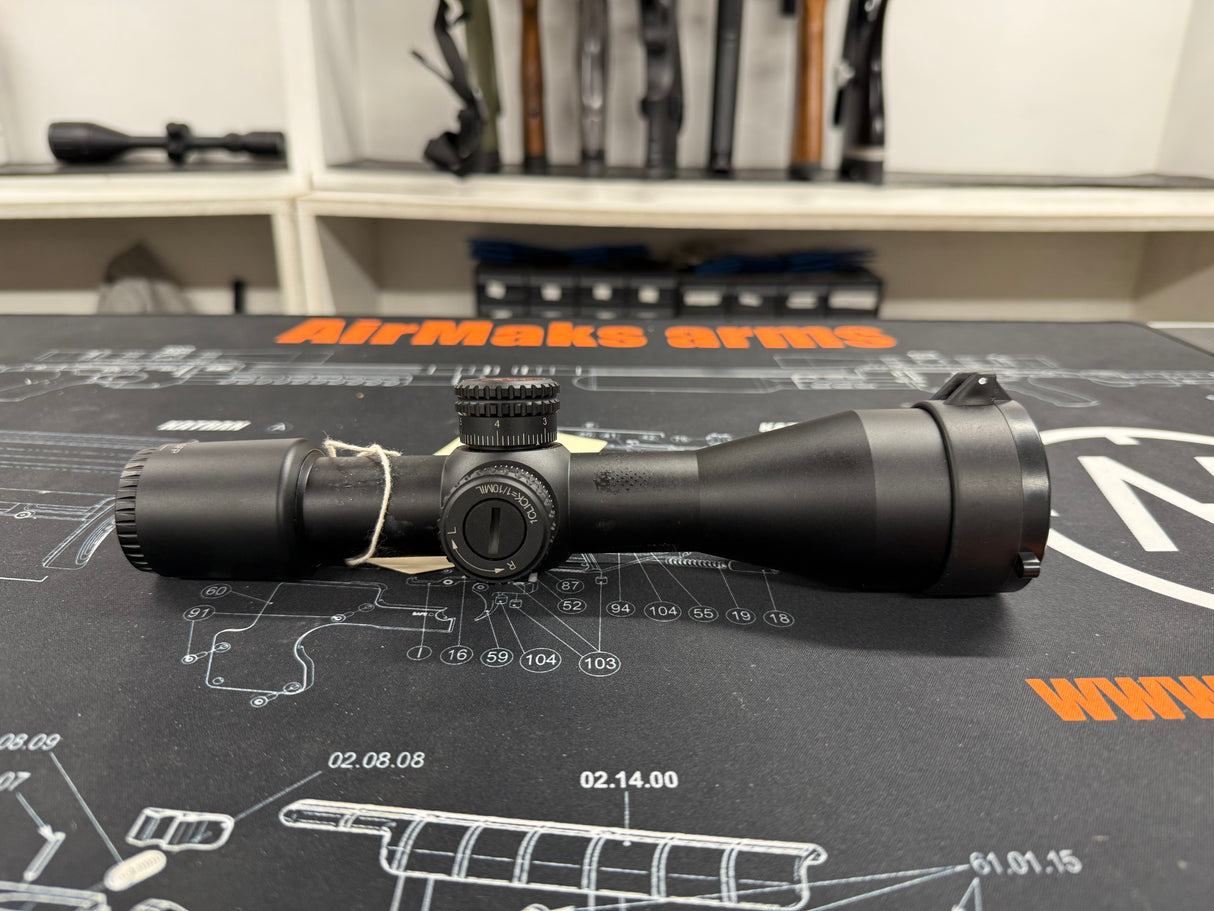 Second Hand Vector Optics Veyron 10x44