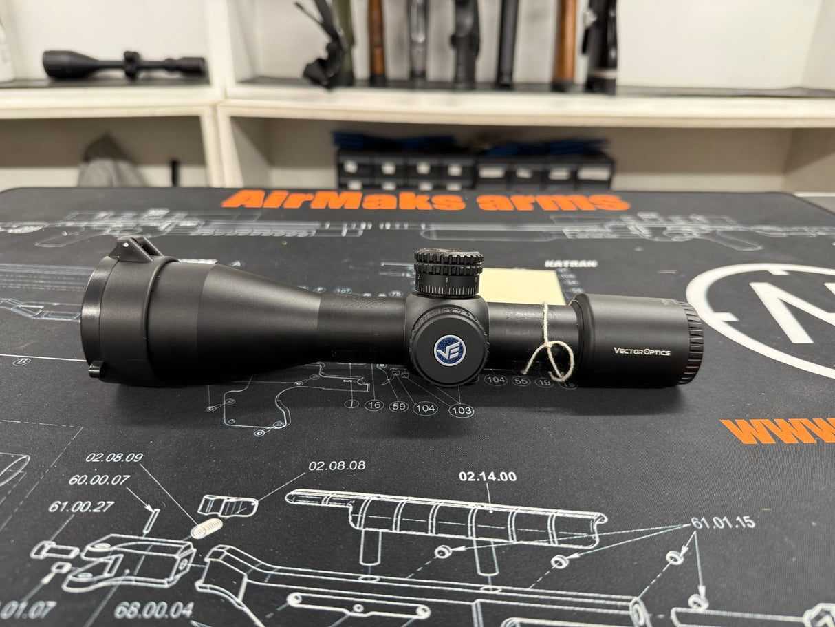 Second Hand Vector Optics Veyron 10x44