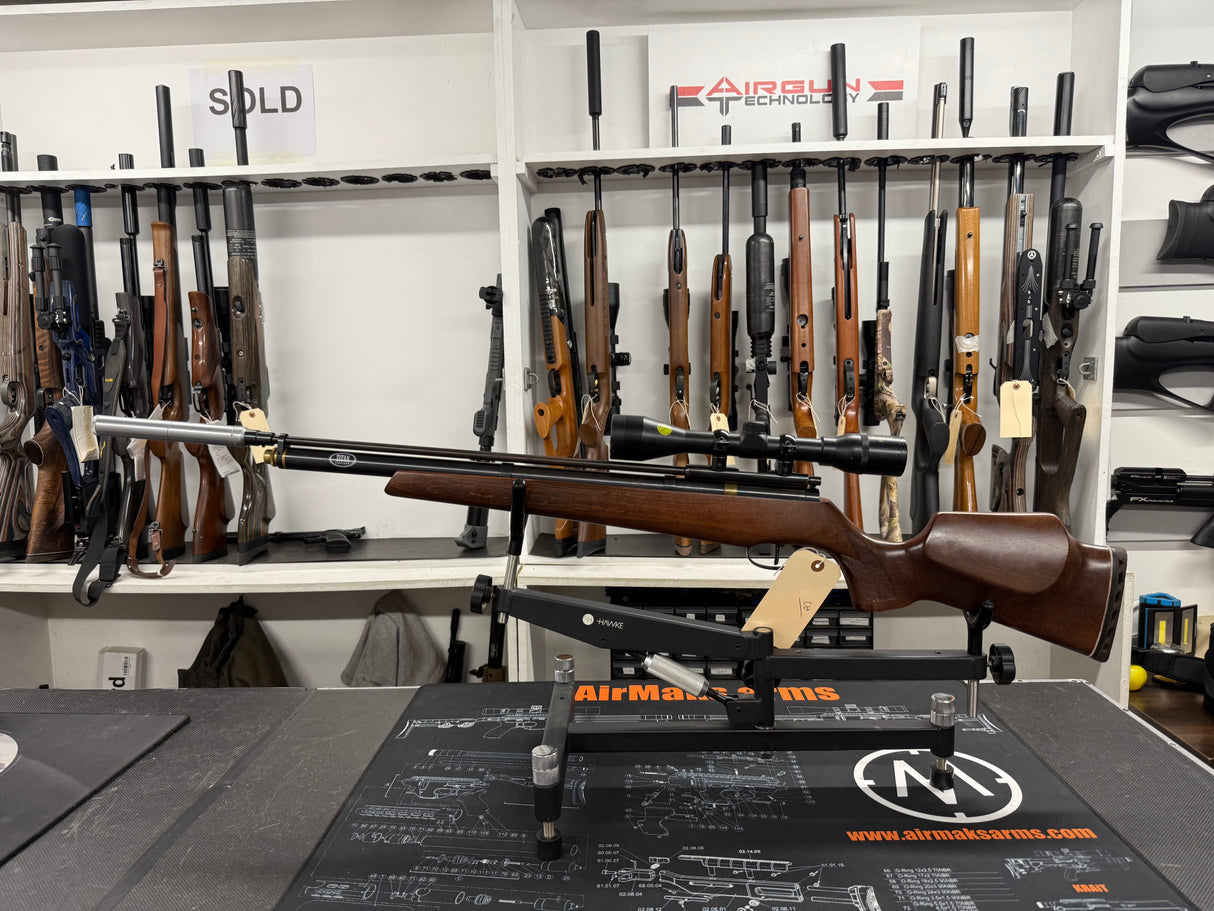 Second Hand Titan Manitee .22
