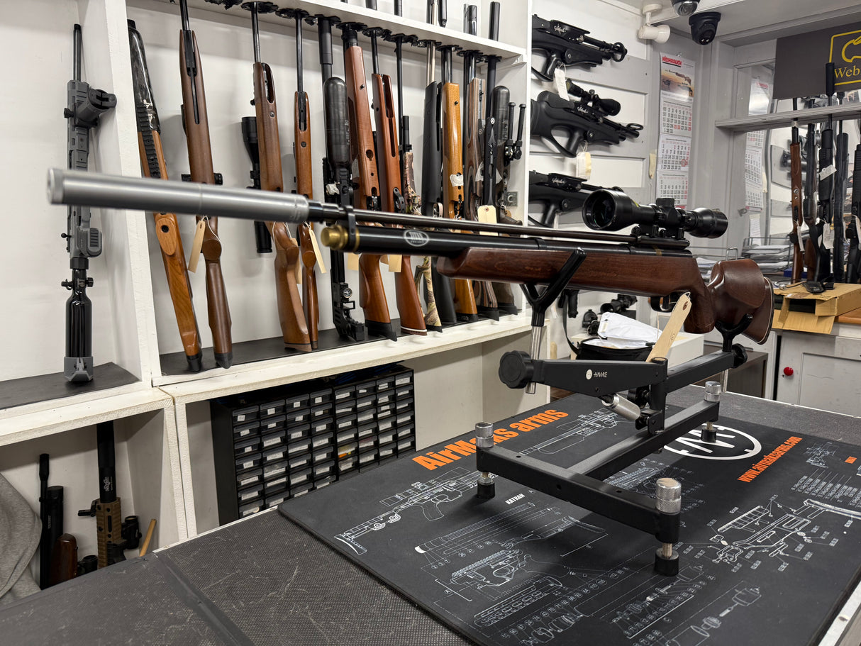 Second Hand Titan Manitee .22