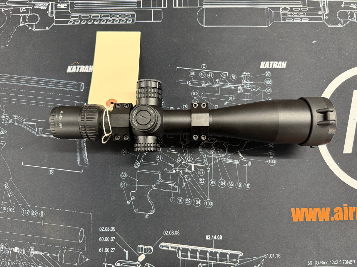 Second Hand Vector Optics 6-24x44 FFP