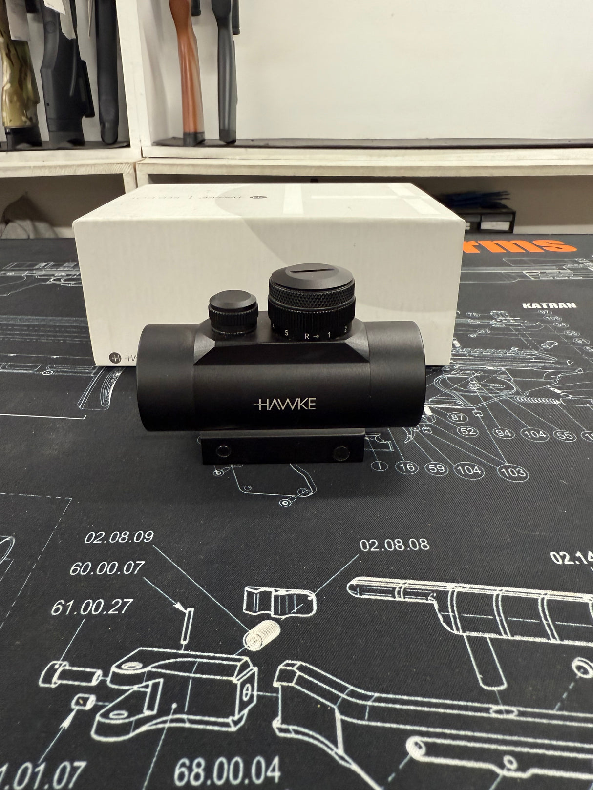 Second Hand Hawke Red Dot 1x30 Weaver