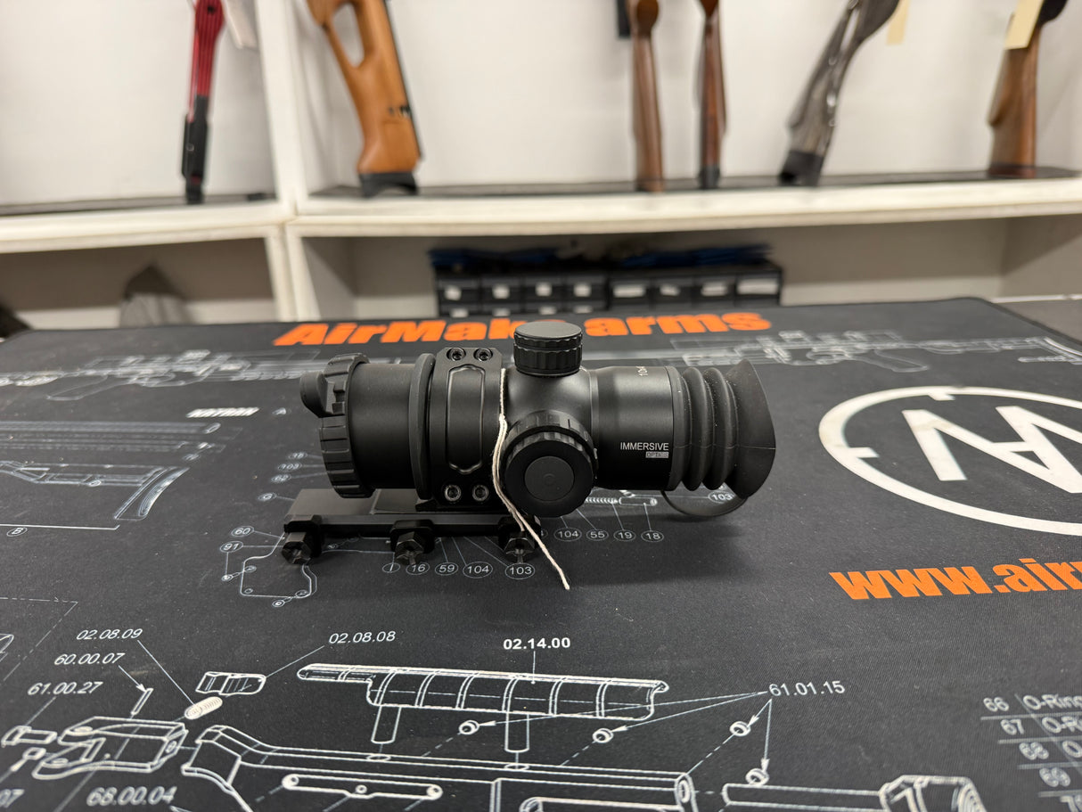 Second Hand Immersive Optics 10x40 Mil Dot