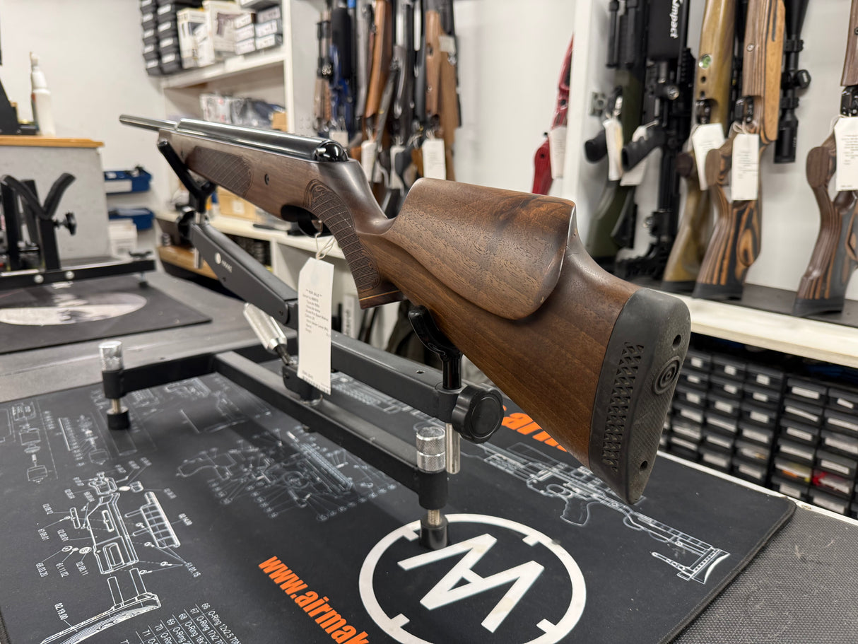 Second hand Air Arms Pro Sport Walnut .22