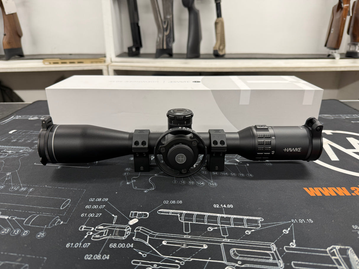 Second hand Hawke Sidewinder 4.5-14x44