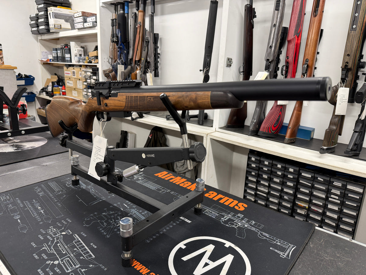 Second hand FX DRS Walnut Grade 2 .177