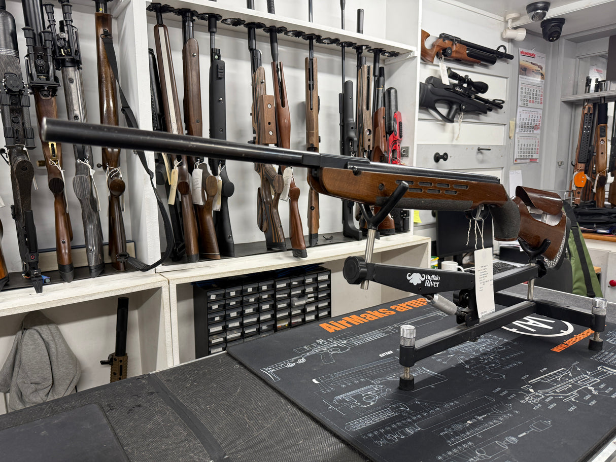 Second Hand Weihrauch HW98 .22